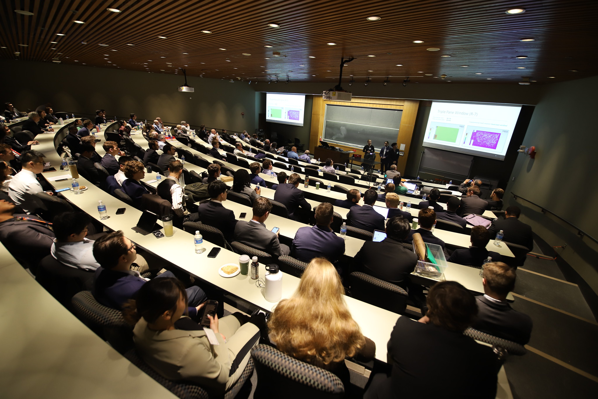 Mechanical and Aerospace Engineering Senior Capstone Teams Present Designs to Industry Partners&nbsp;