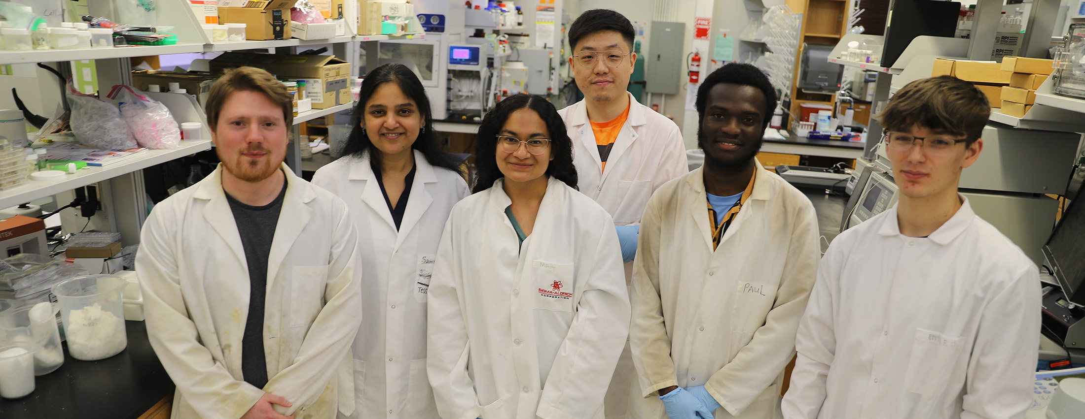Professor Era Jain and her research team