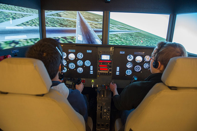 MOTUS 622i Flight Simulator