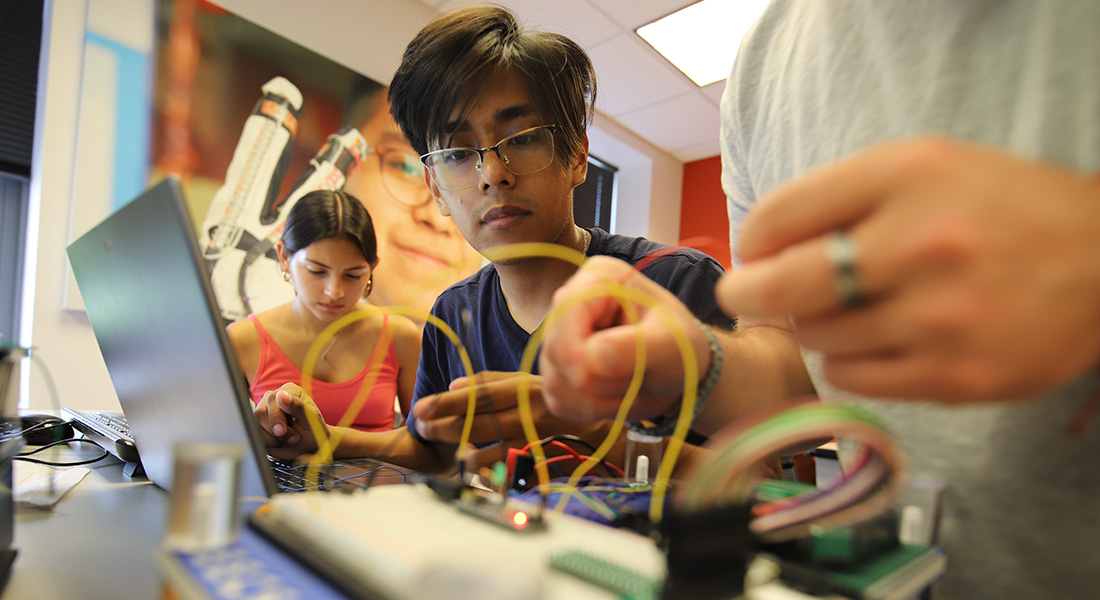 Student working in the electrical engineering lab