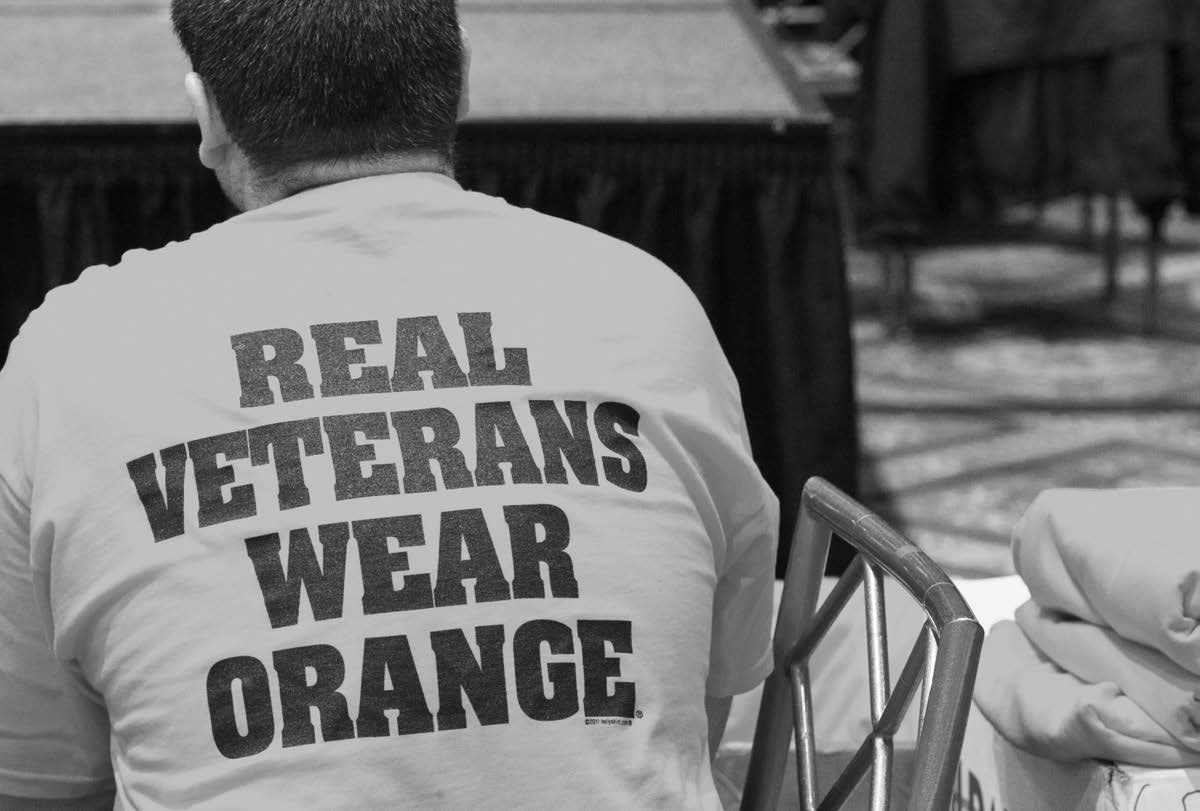 Real Veterans Wear Orange back of shirt
